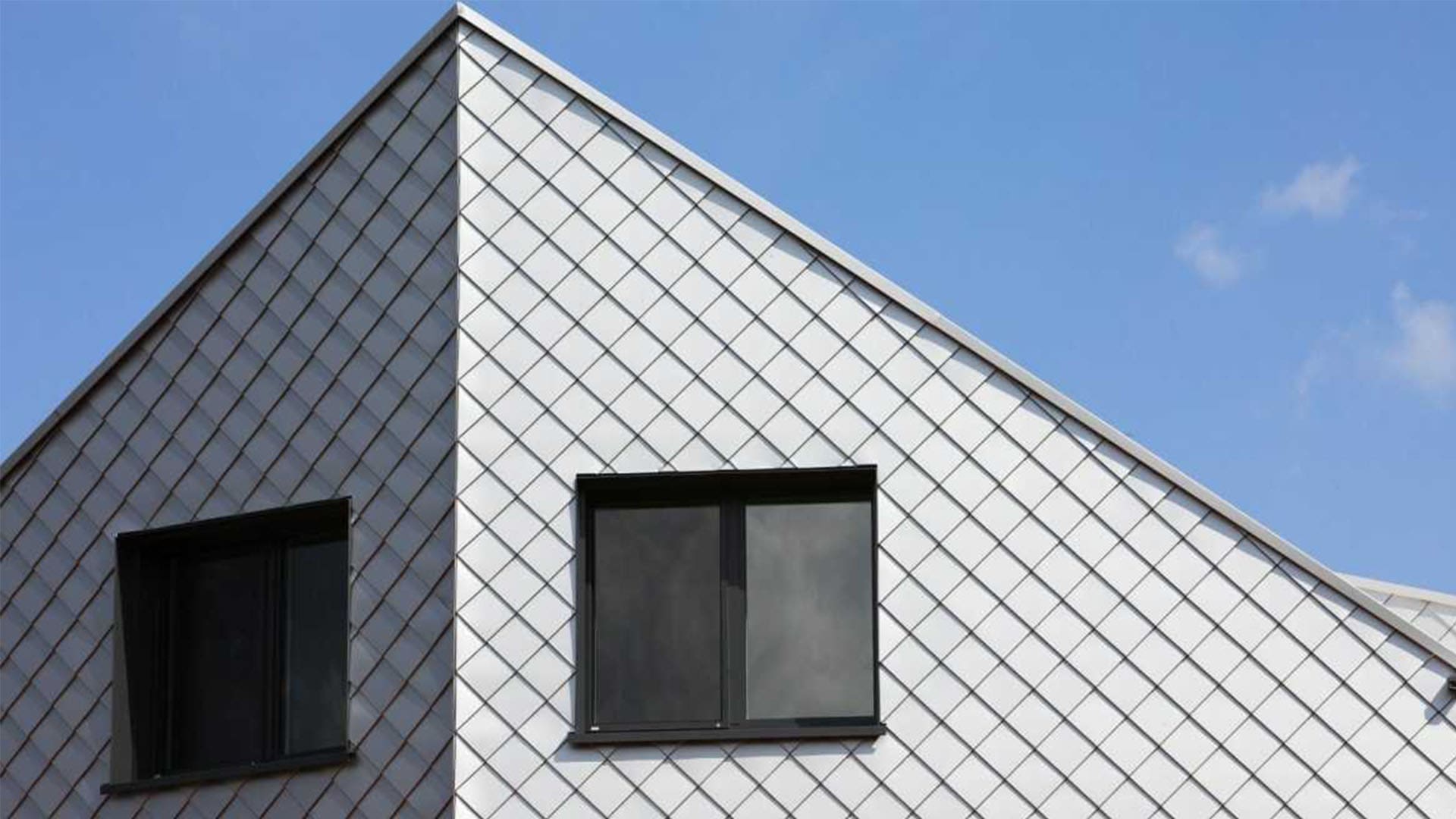 Modern ve Şık Görünüm: Metal Çatı Pul Kaplama Çözümleri